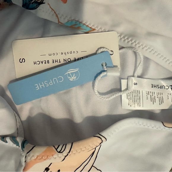 Pink And Floral Ruffle Buttoned Tankini - Picture 5 of 7